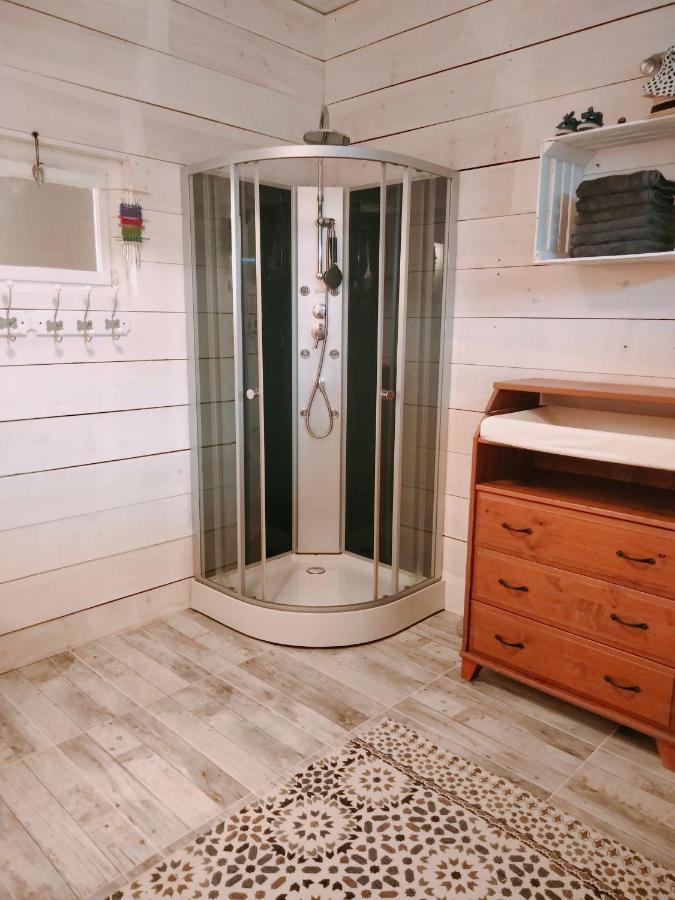 Chambre Familiale Anna "Mon Lit Au Pre" , Jusqu'A 4 Adultes Et 2 Enfants Avec Piscine Familles, Couples Ou Femmes Seulement Pontours Exteriör bild